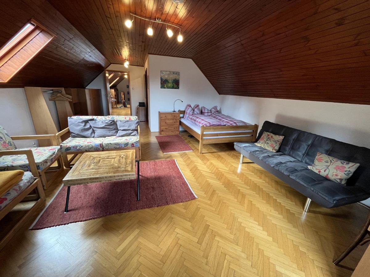 Cozzy Apartment In Nature Zagreb Exterior photo